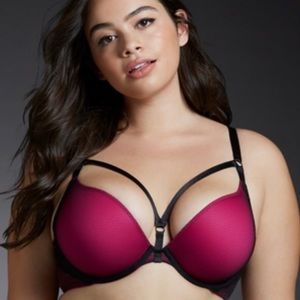 TORRID Sexy strappy fishnet bra 42G